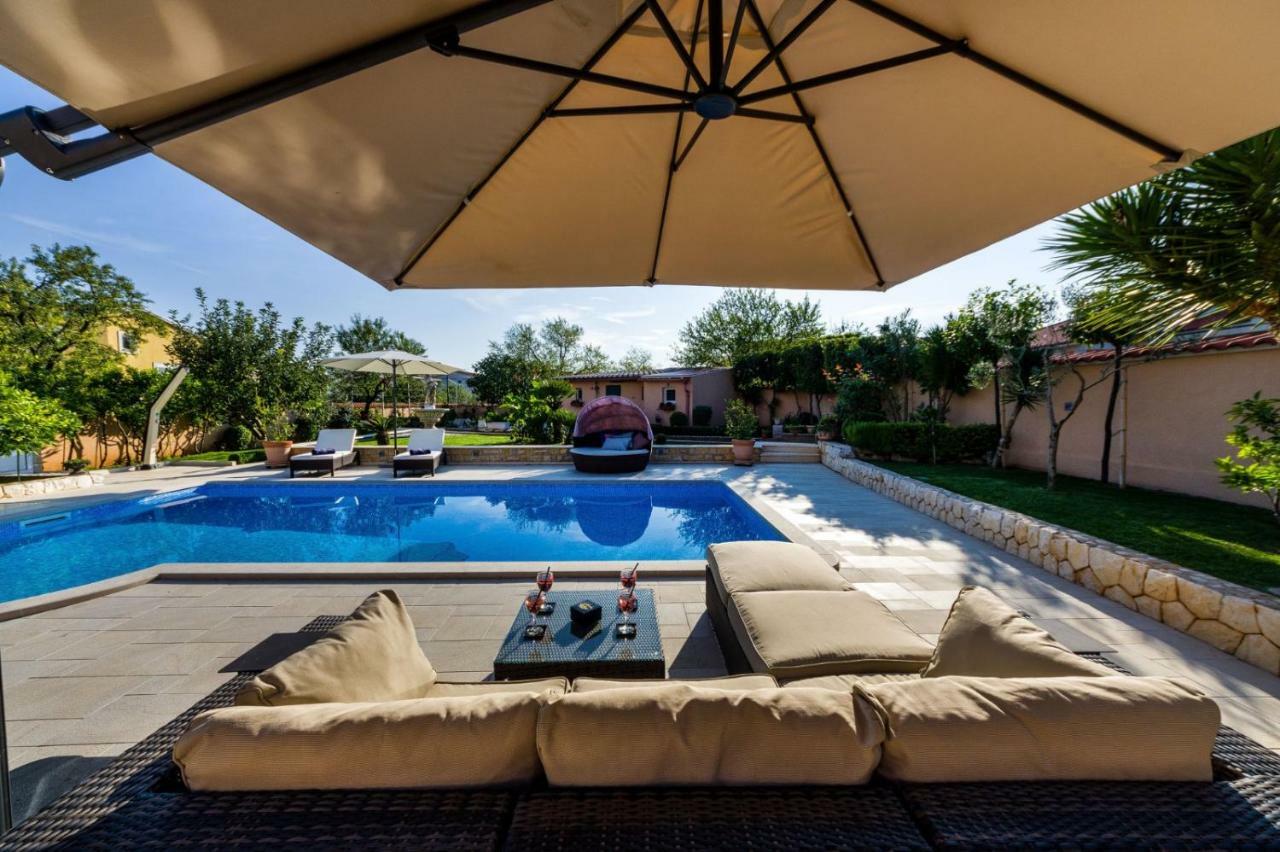 Navis Luxury Villa Vodice Exterior photo